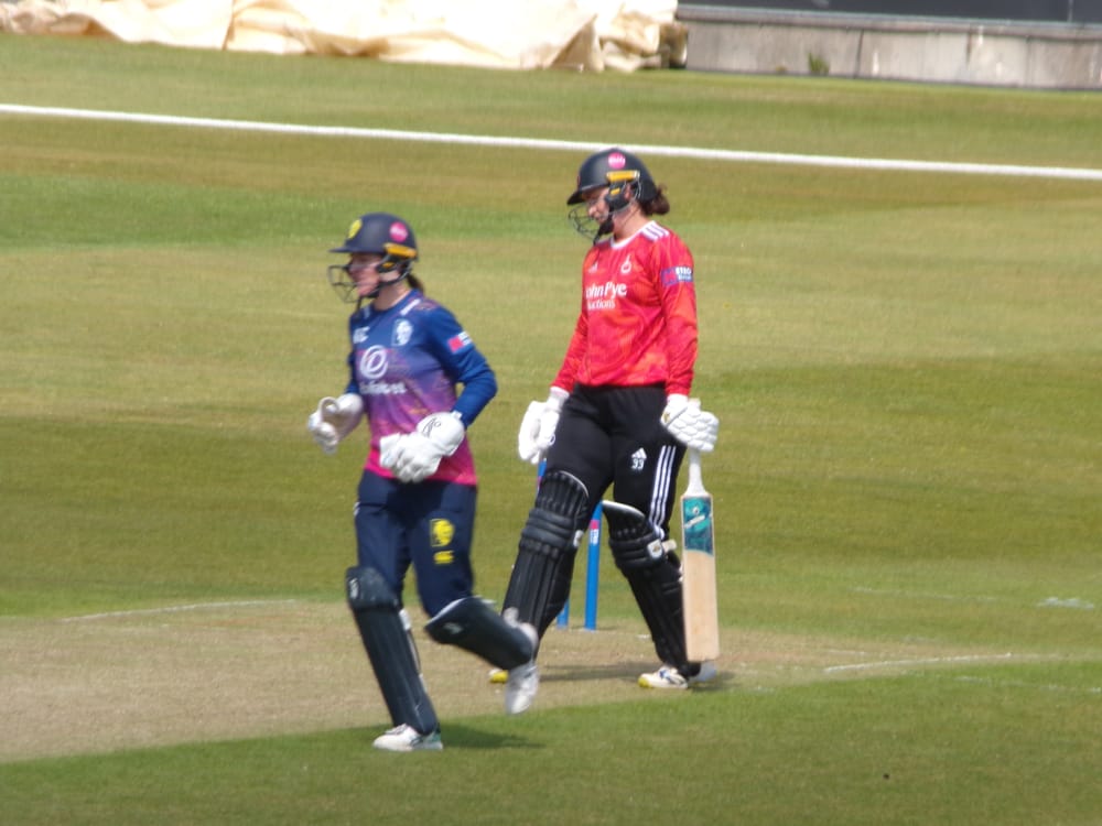 Tahlia Wilson celebrates as Ella Claridge is given out