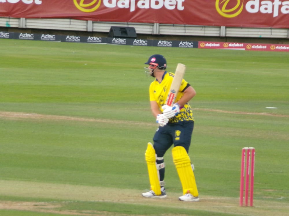 Alex Lees preparing to face a ball in the T20 Blast.